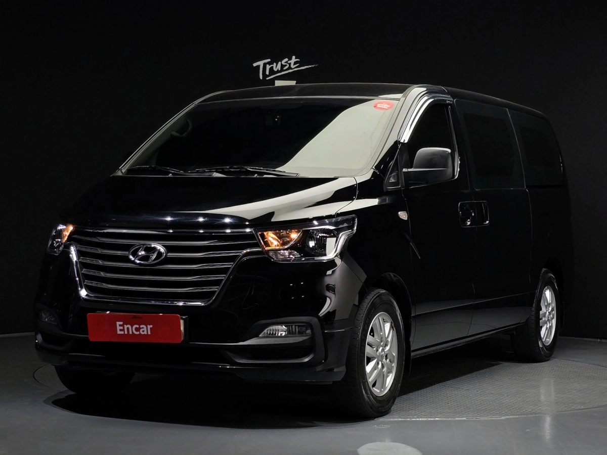 HYUNDAI STAREX GRAND