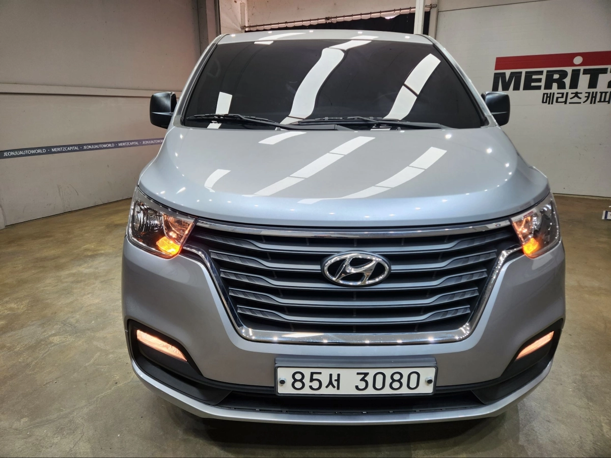 HYUNDAI STAREX GRAND
