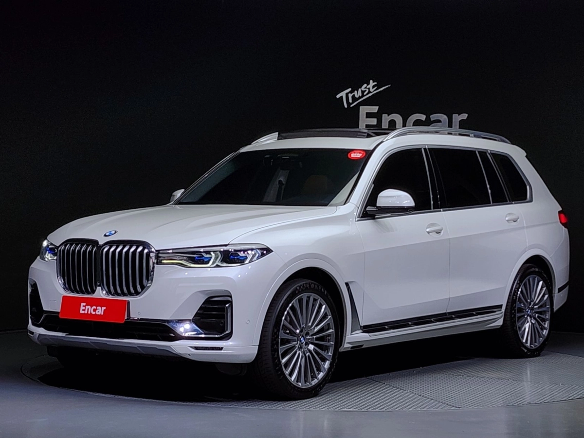 BMW X7 G07  2020