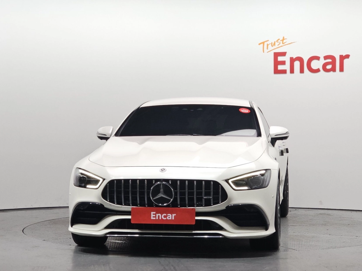 MERCEDES BENZ AMG GT