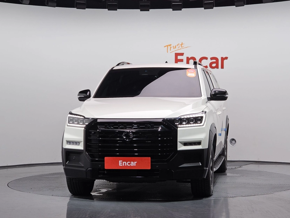 SSANGYONG REXTON SPORTS CAR