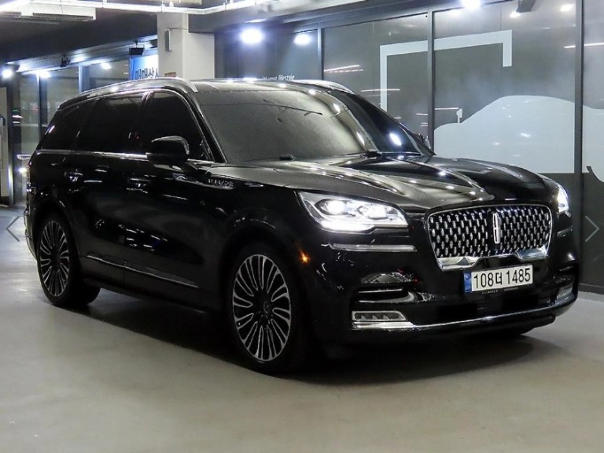 LINCOLN AVIATOR