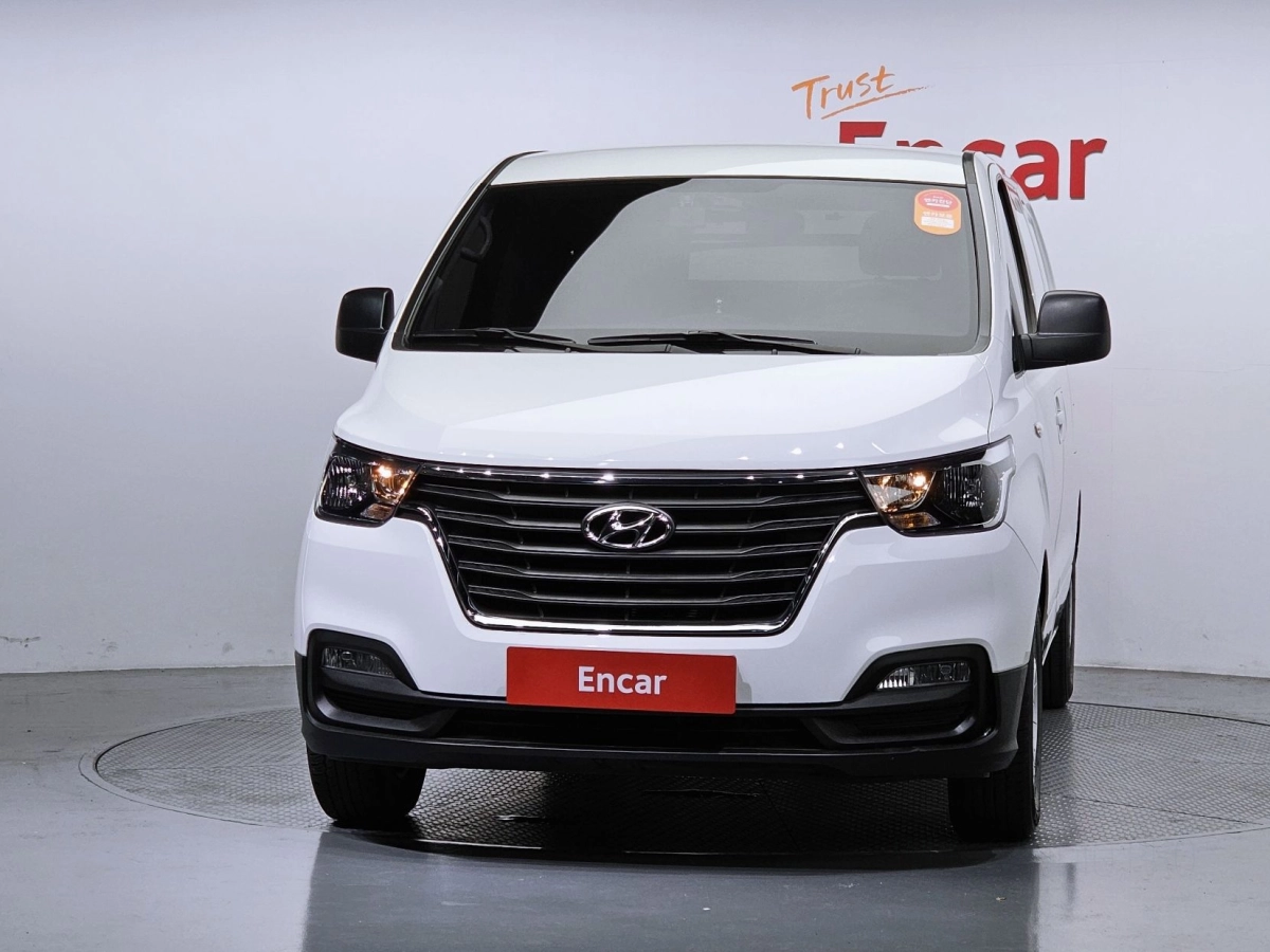 HYUNDAI STAREX GRAND
