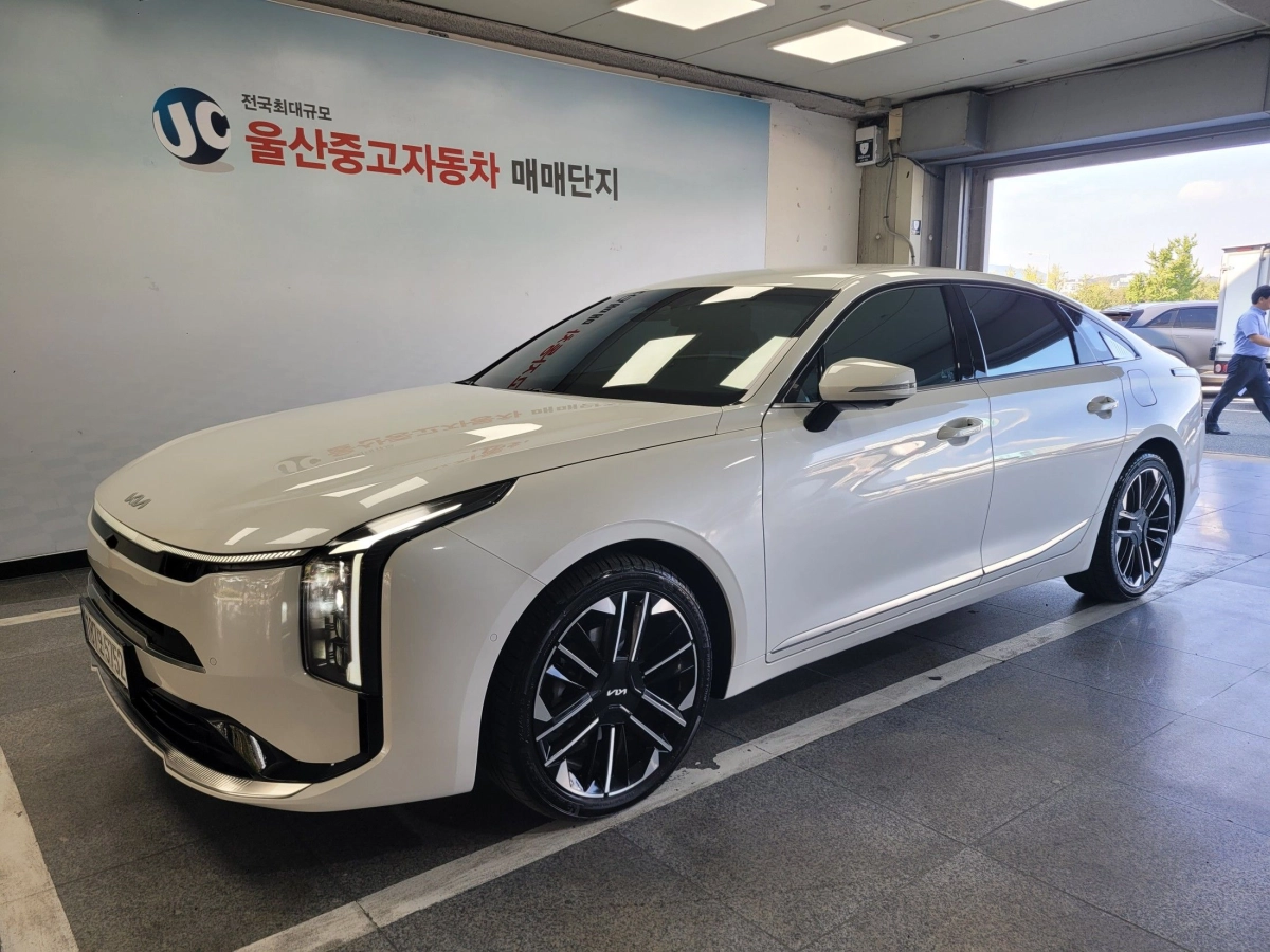 KIA K8 HYBRID