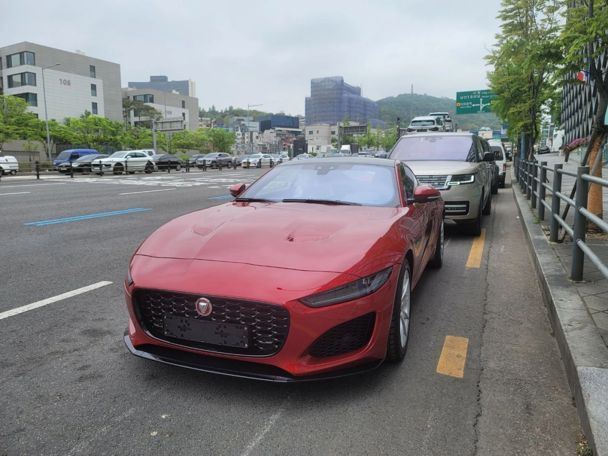 JAGUAR F-TYPE  2023