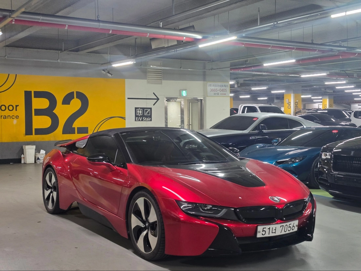 BMW I8