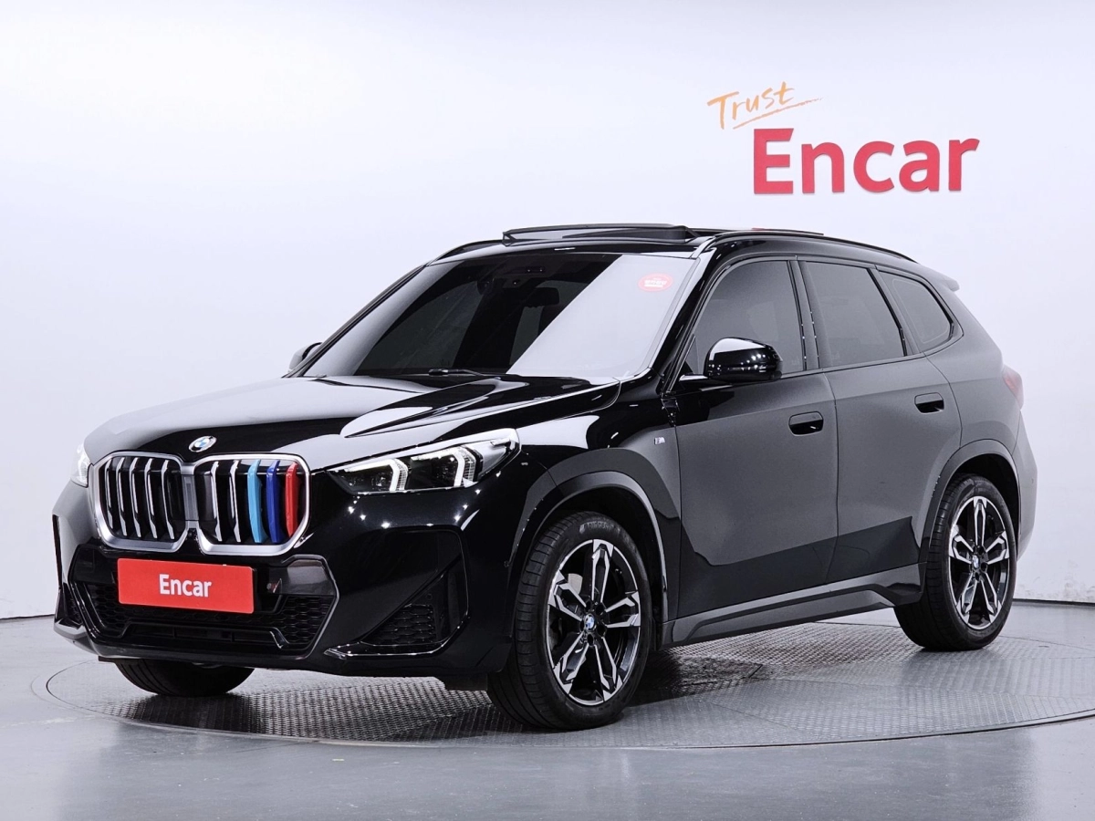 BMW X1 U11