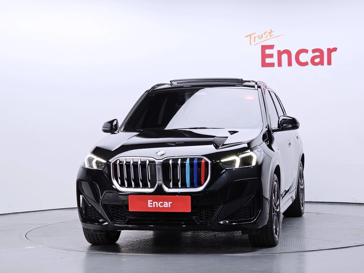 BMW X1 U11