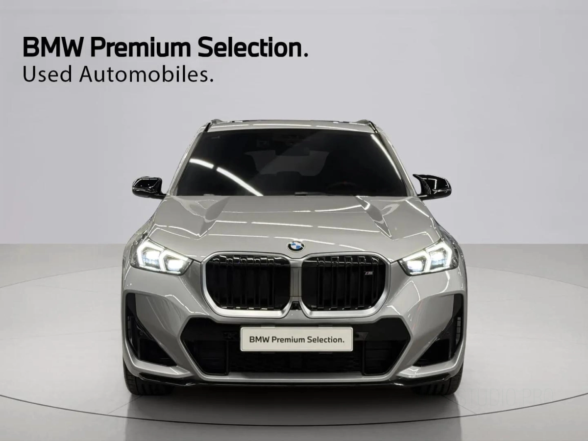 BMW X1 U11
