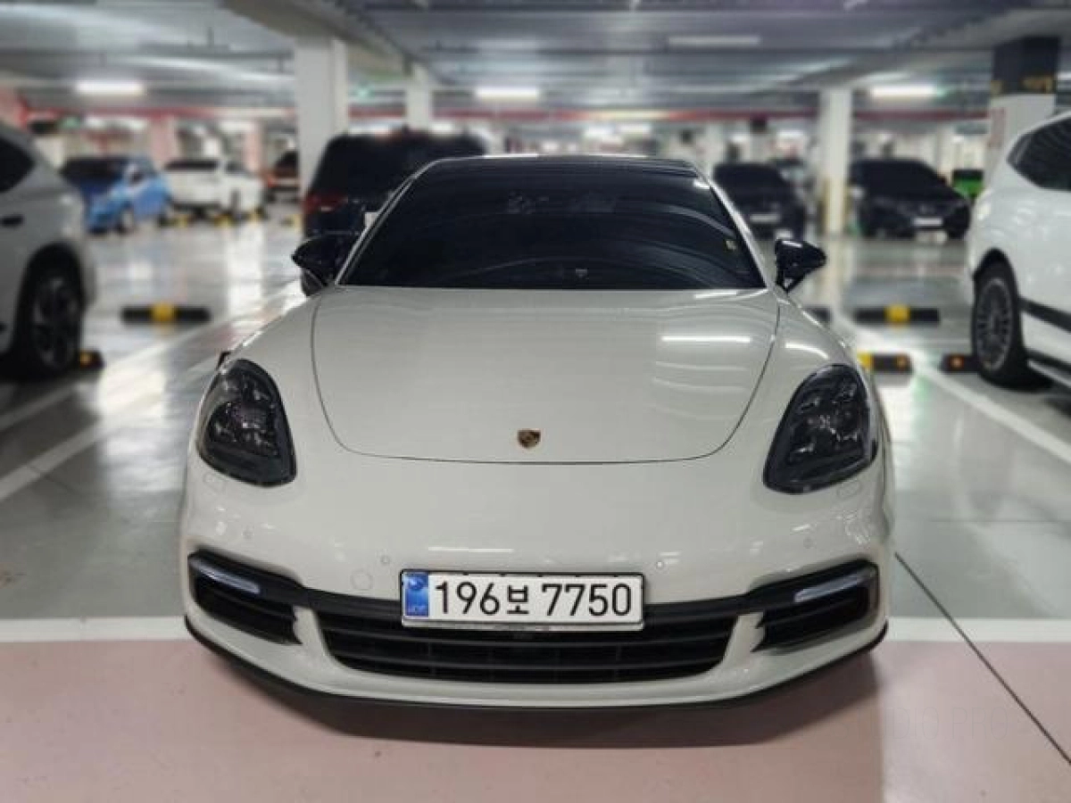 PORSCHE PANAMERA 971  2020