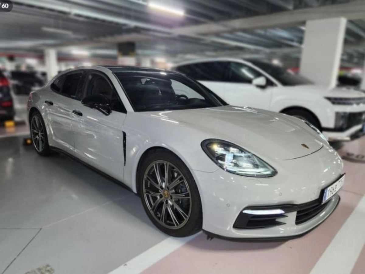 PORSCHE PANAMERA 971