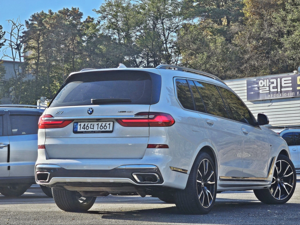 BMW X7 G07