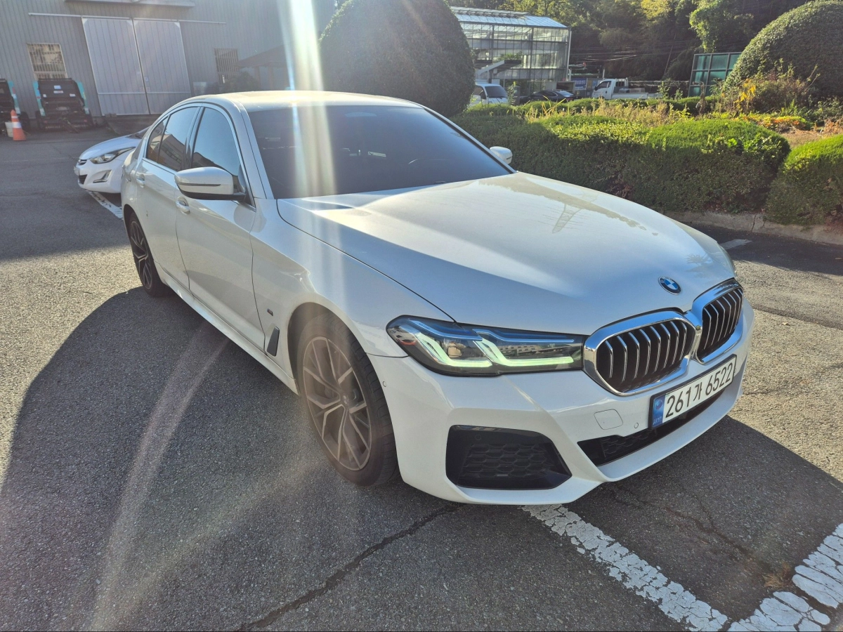 BMW 5-SERIES G30