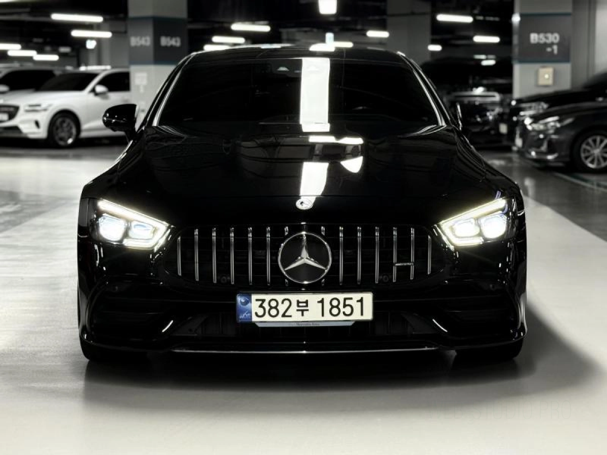 MERCEDES BENZ AMG GT