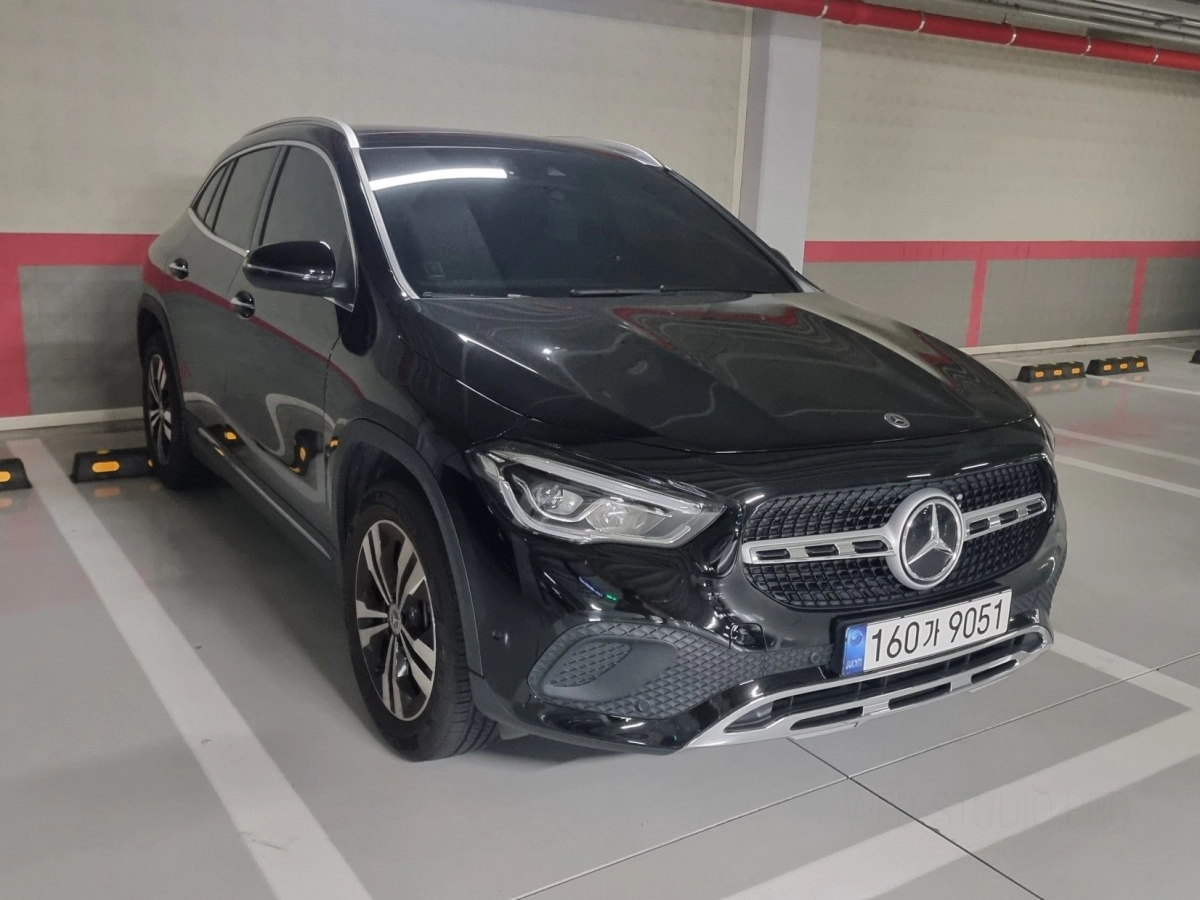MERCEDES BENZ GLA-CLASS H247