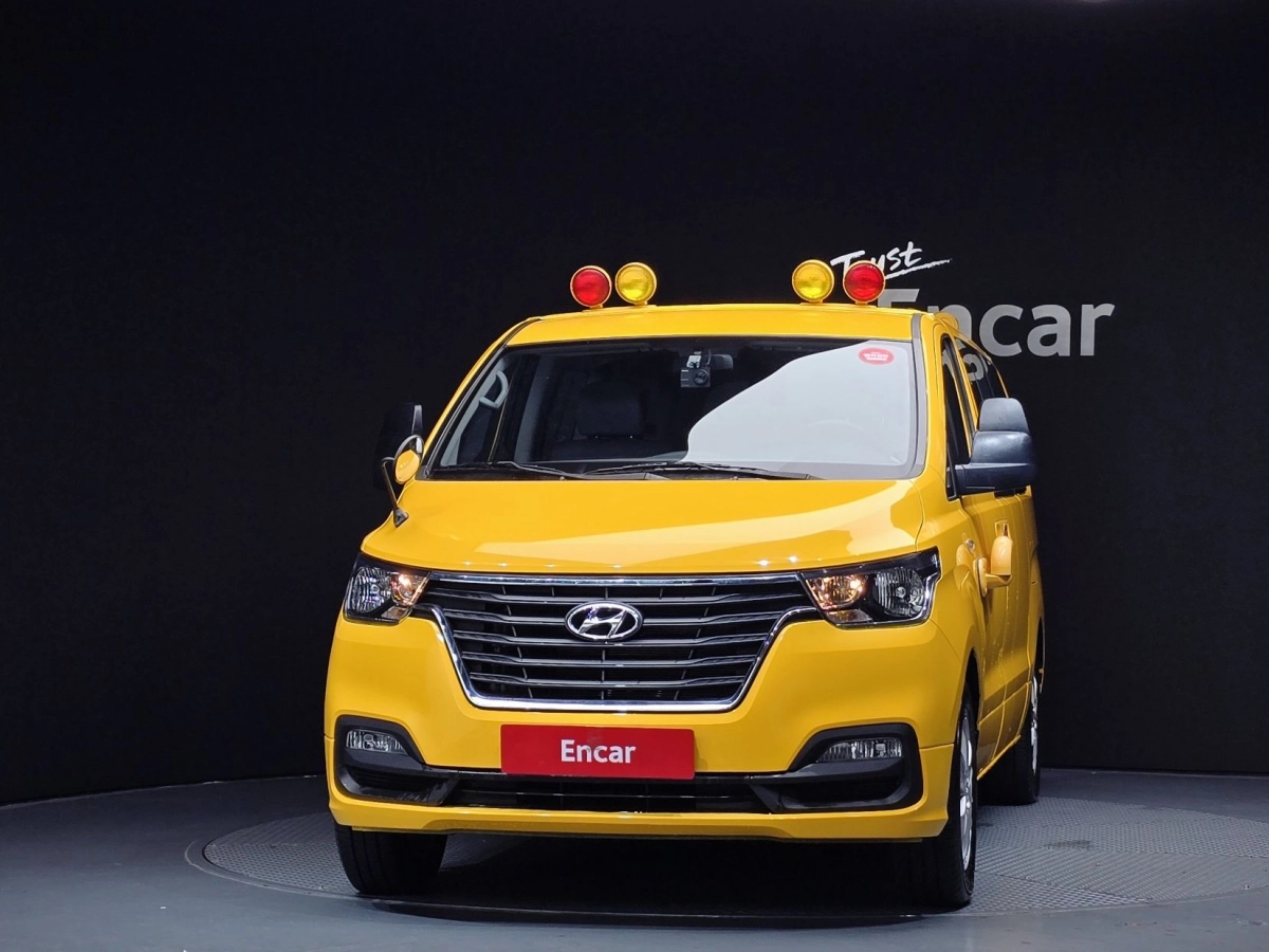 HYUNDAI STAREX GRAND