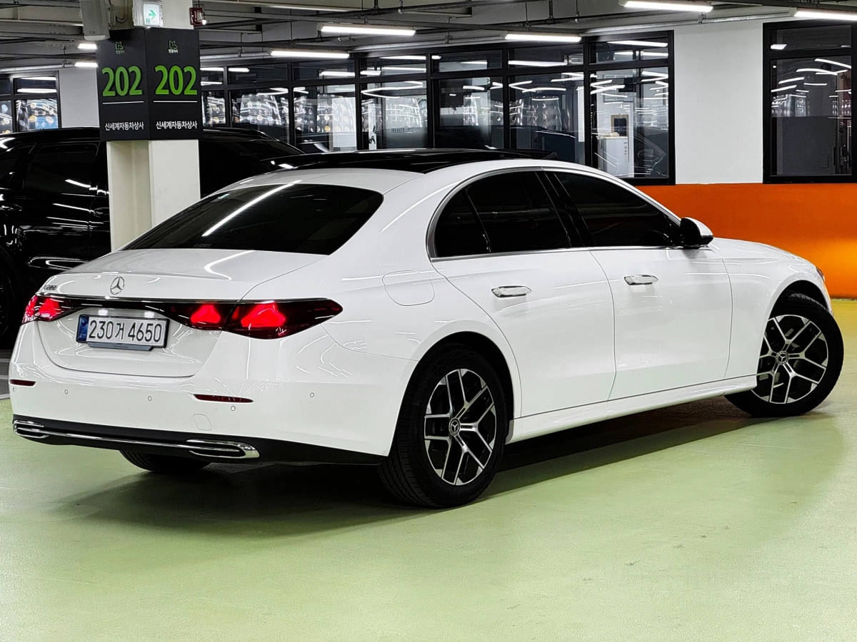 MERCEDES BENZ E-CLASS W214