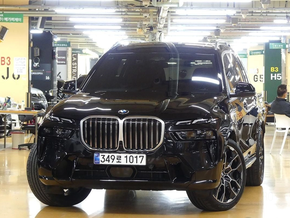 BMW X7 G07