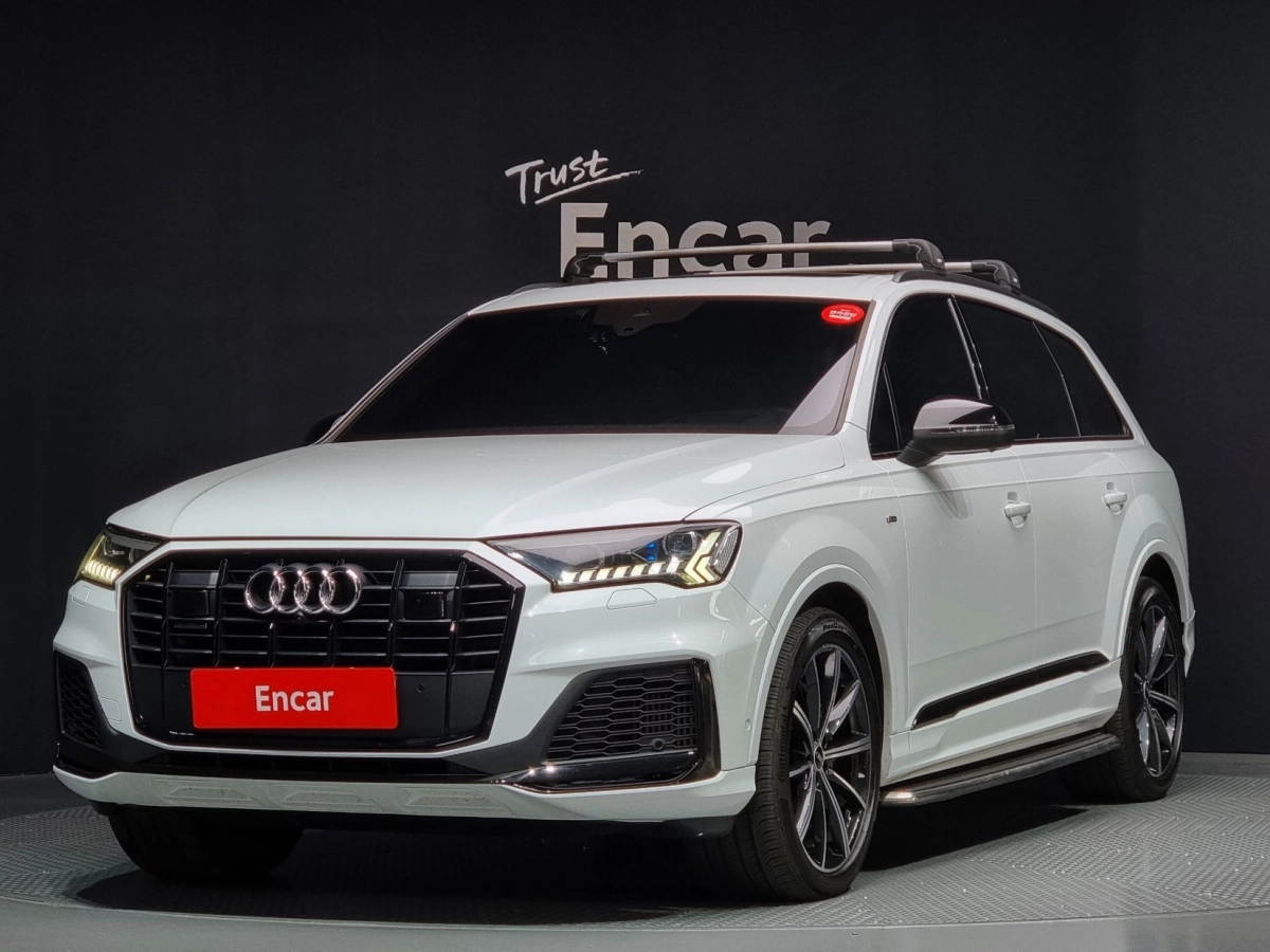 AUDI Q7 4M  2021