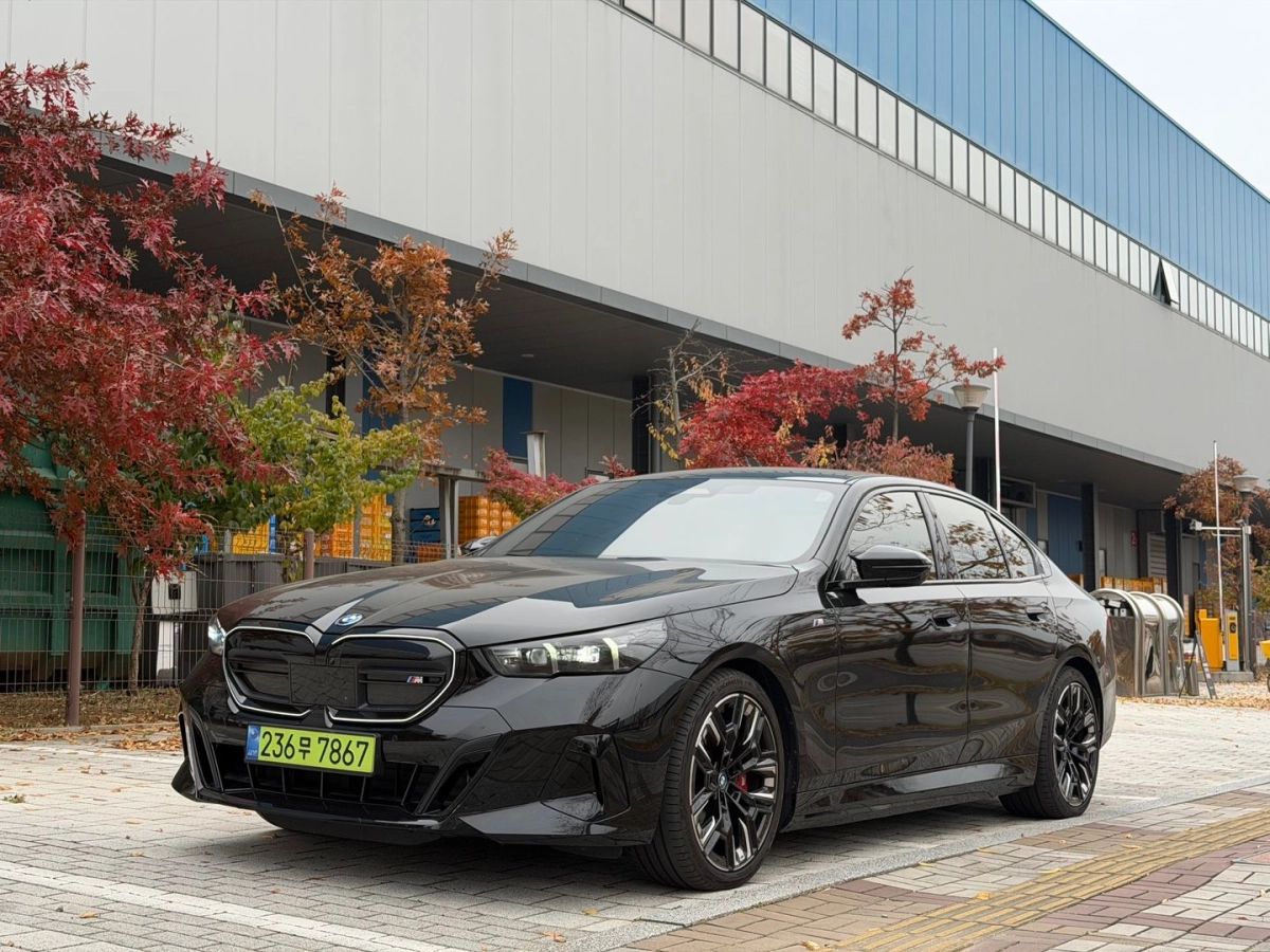 BMW I5 G60  2024