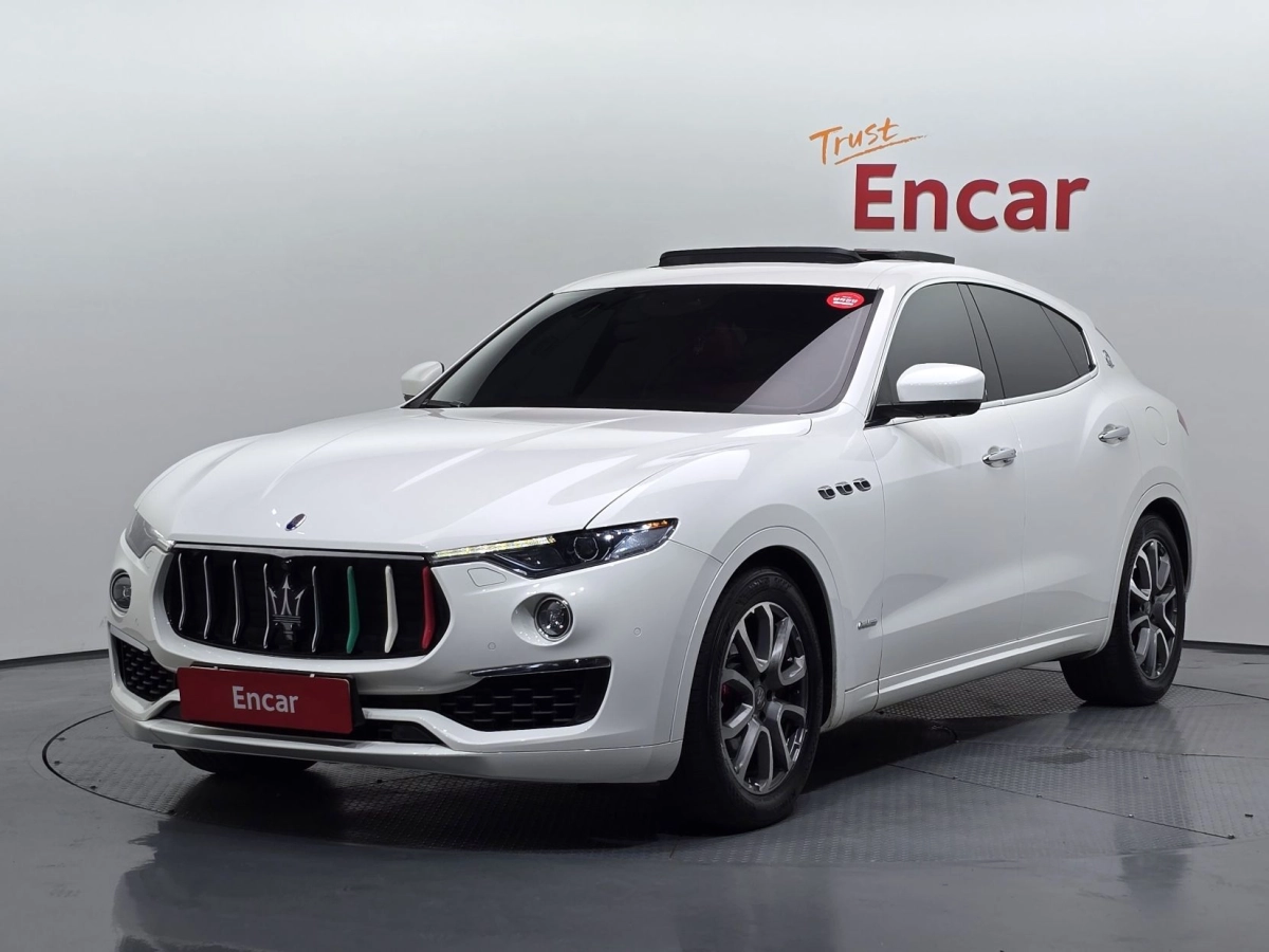 MASERATI LEVANTE  2019