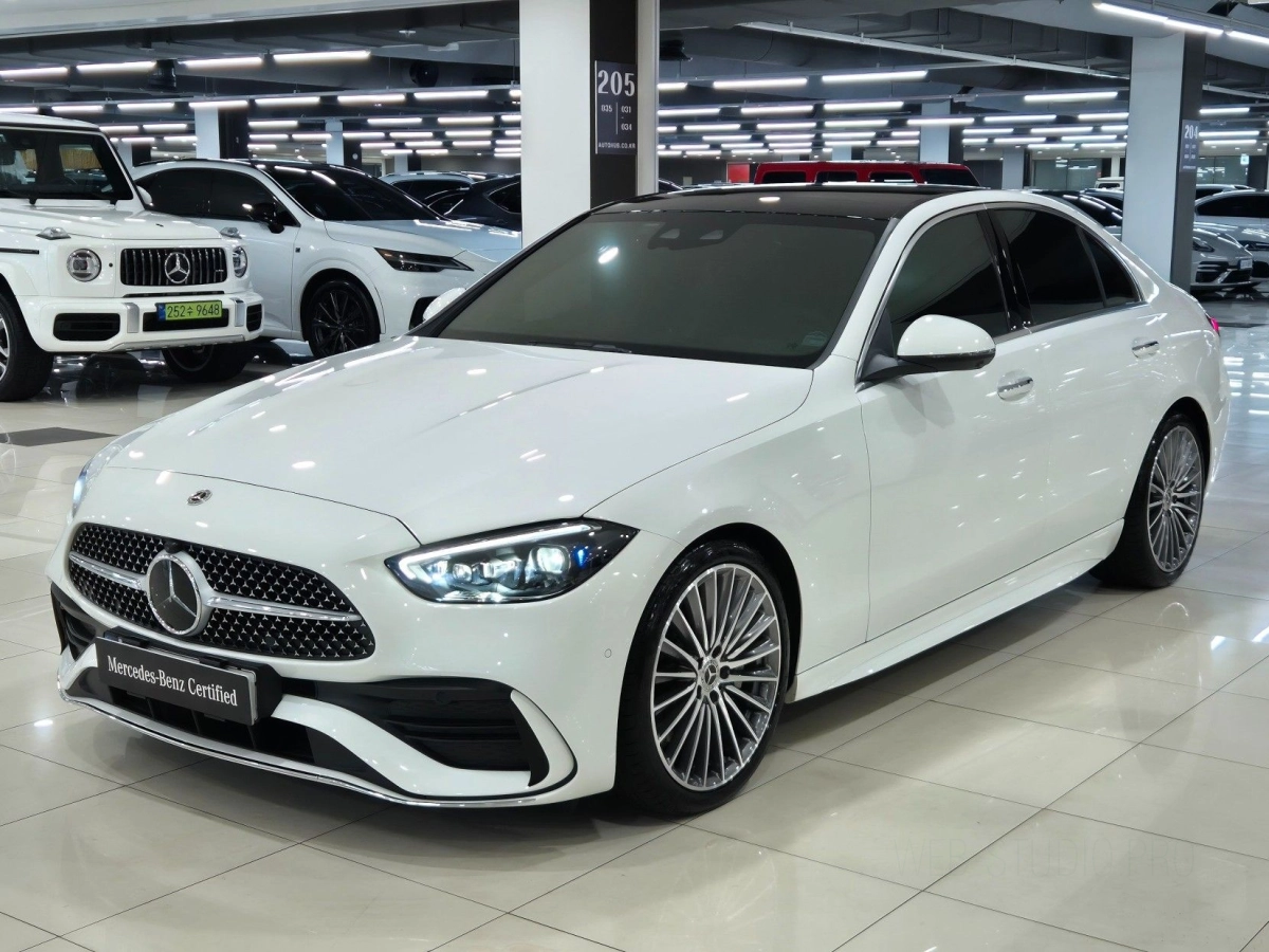 MERCEDES BENZ C-CLASS W206  2023