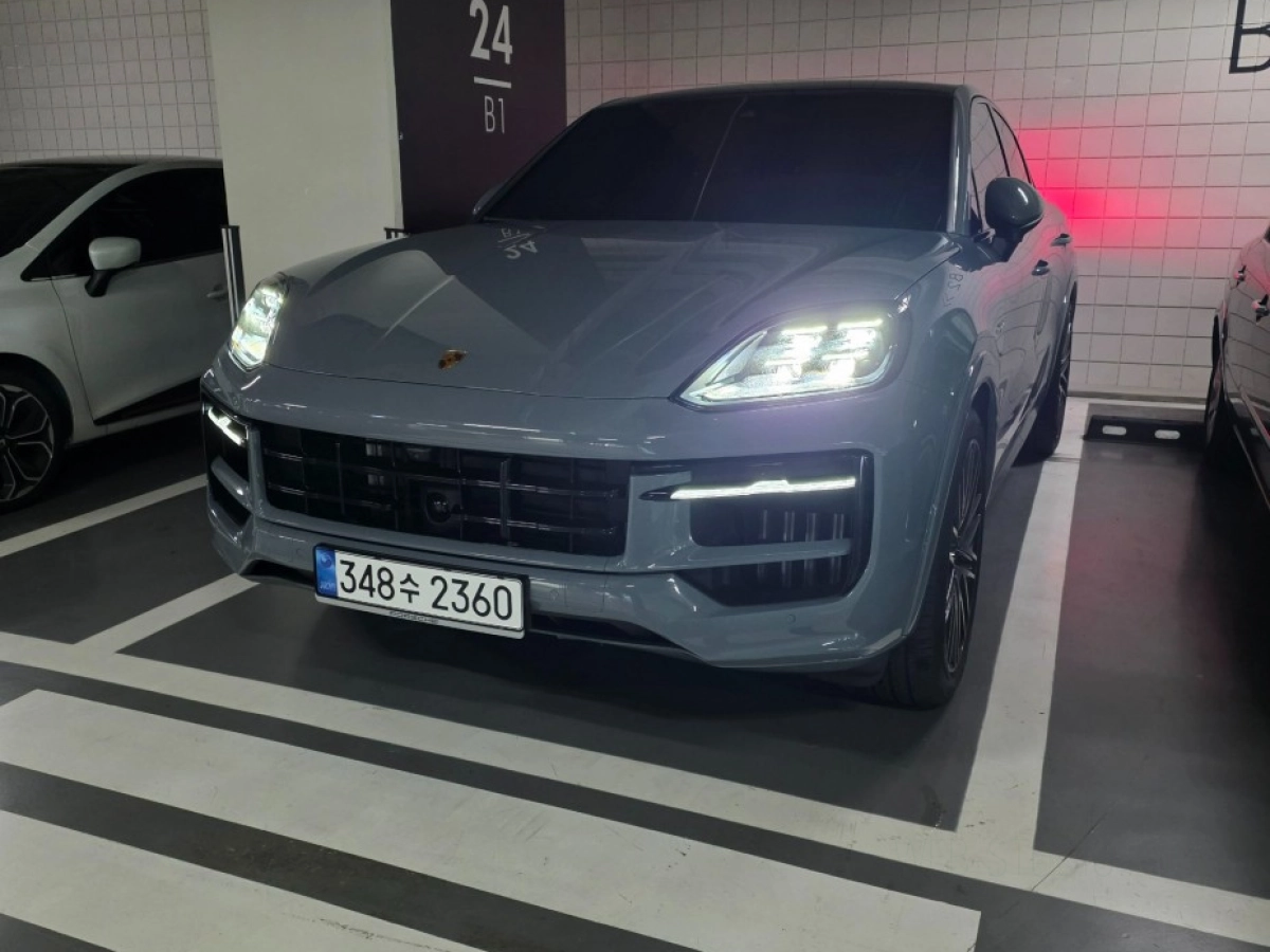 PORSCHE CAYENNE PO536