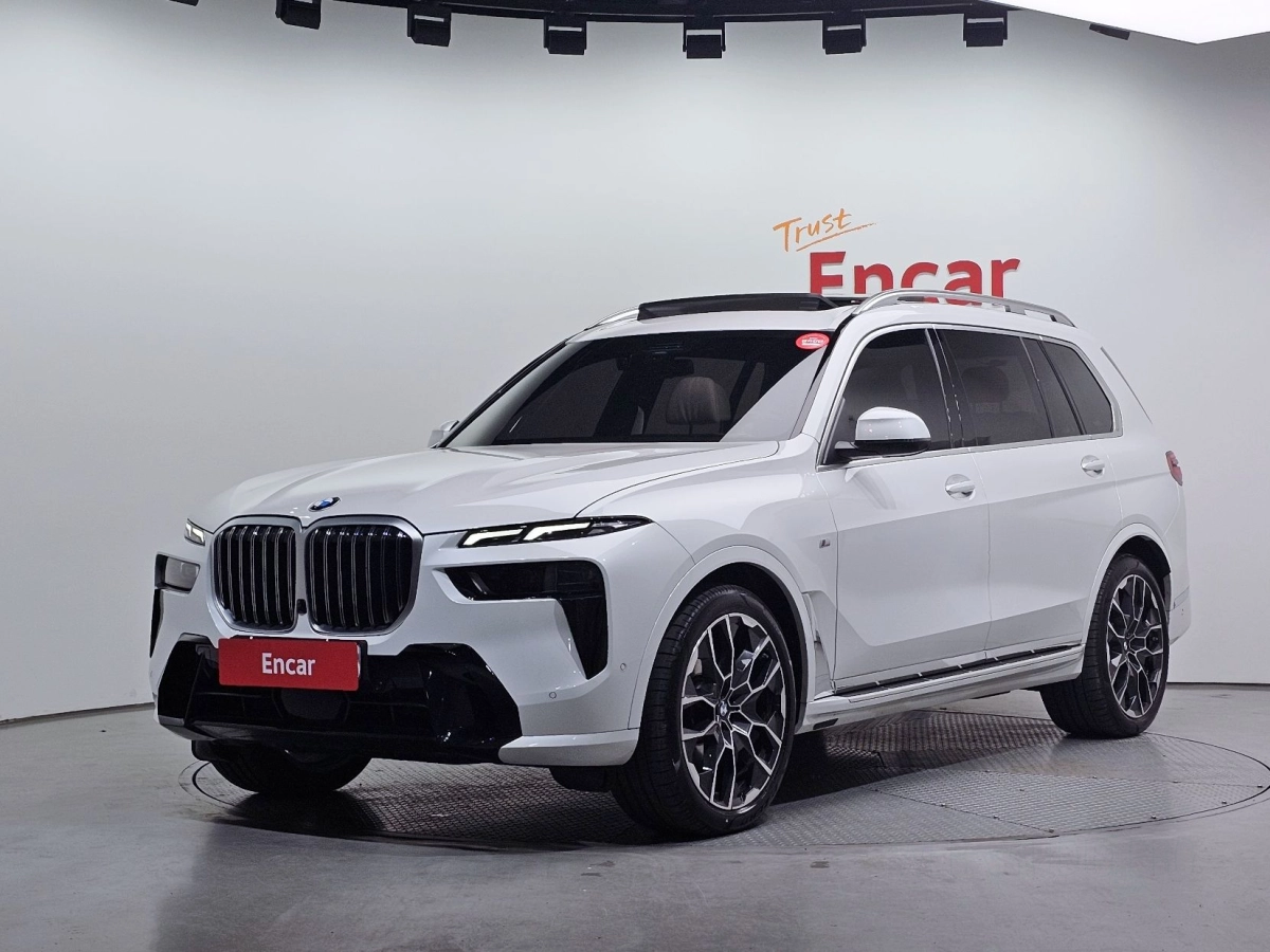 BMW X7 G07 2025