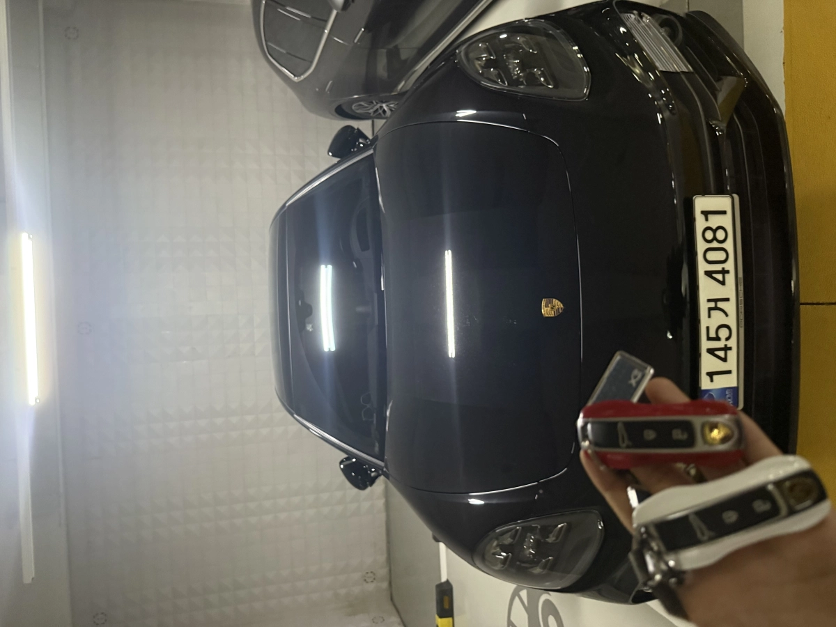 PORSCHE PANAMERA 971  2021