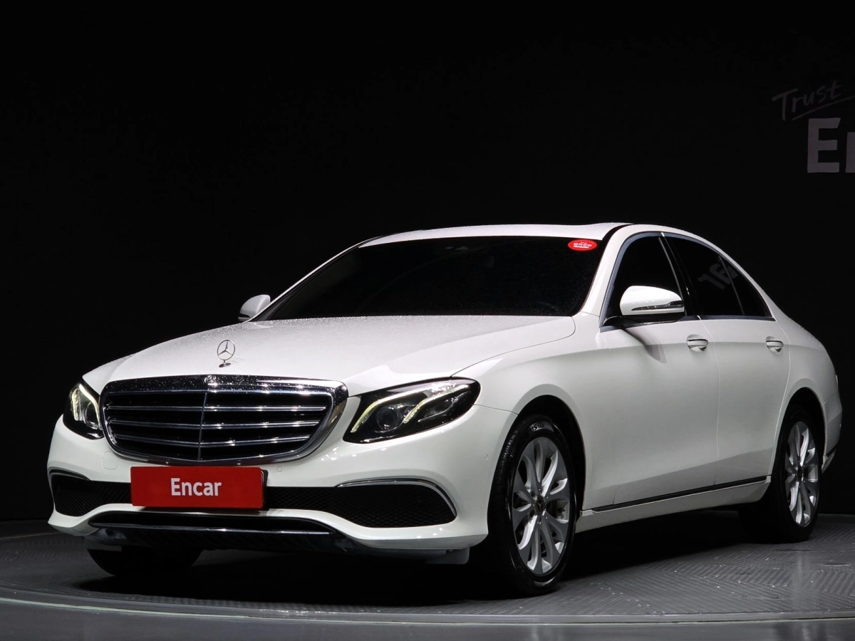 MERCEDES BENZ E-CLASS W213