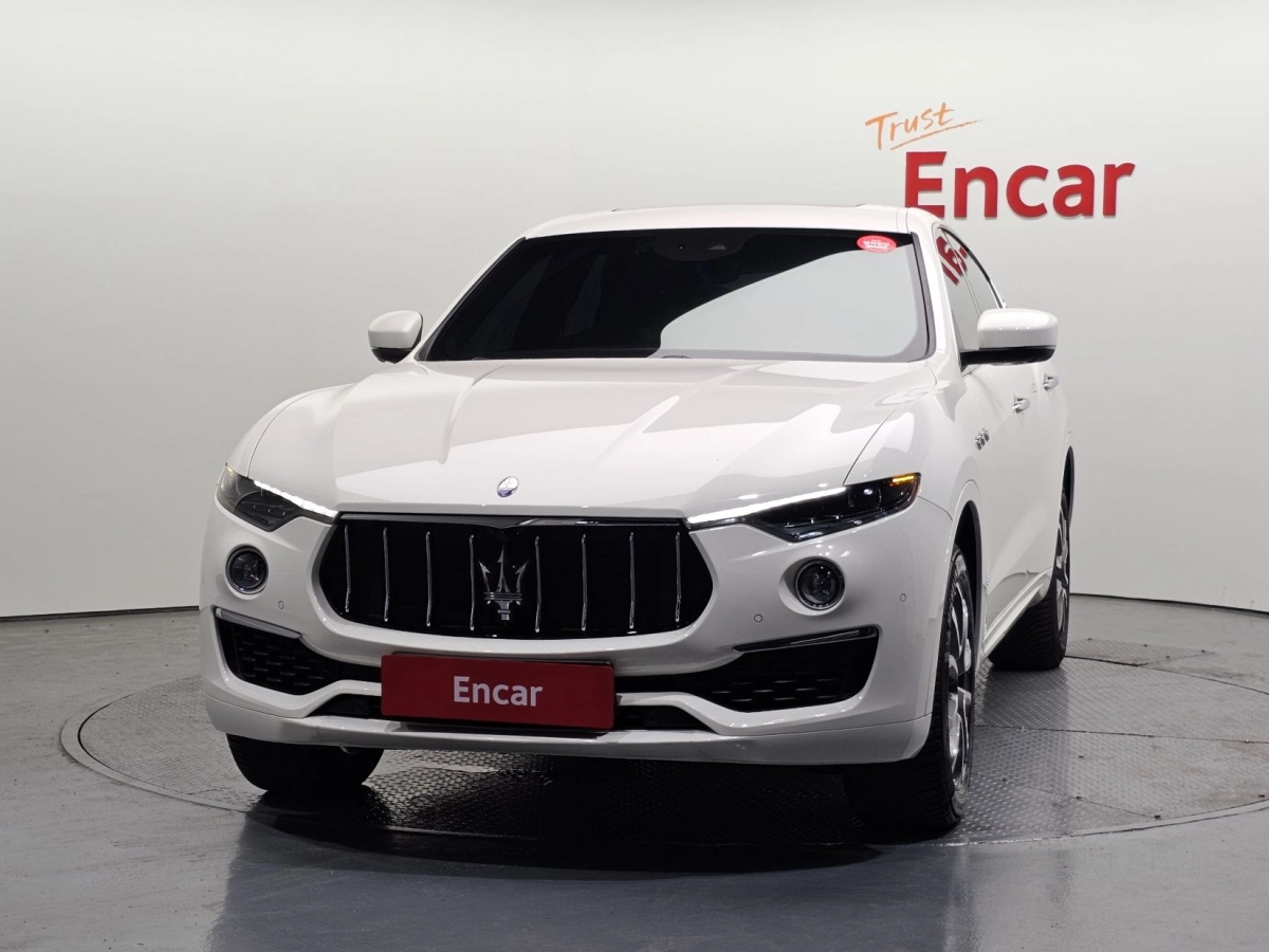 MASERATI LEVANTE