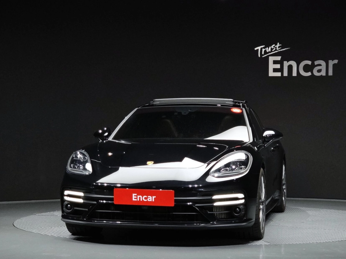 PORSCHE PANAMERA 971