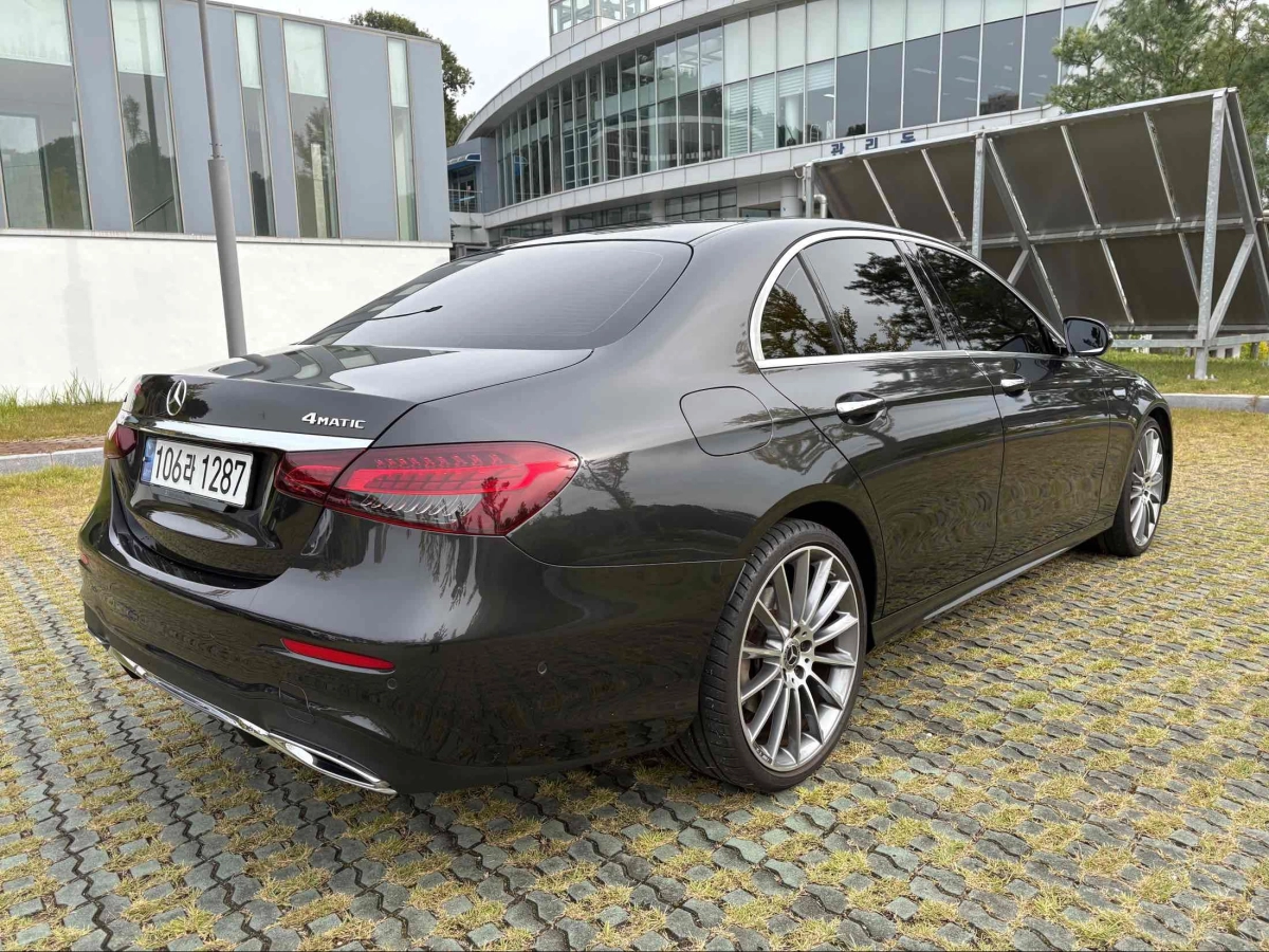 MERCEDES BENZ E-CLASS W213