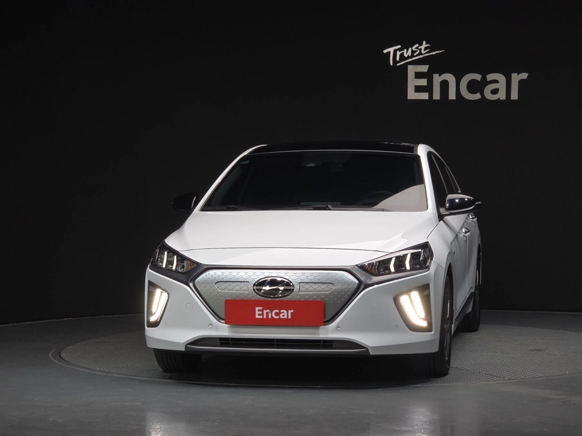 HYUNDAI IONIQ ELECTRIC