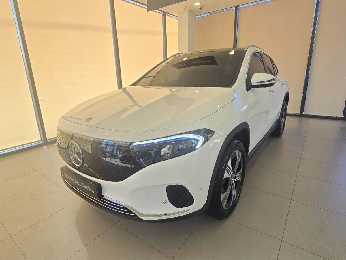 MERCEDES BENZ EQA H243