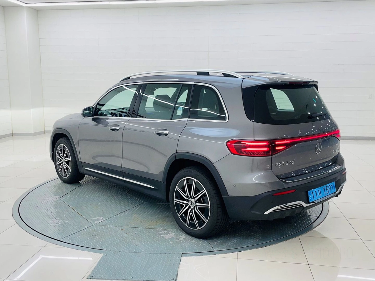 MERCEDES BENZ EQB X243