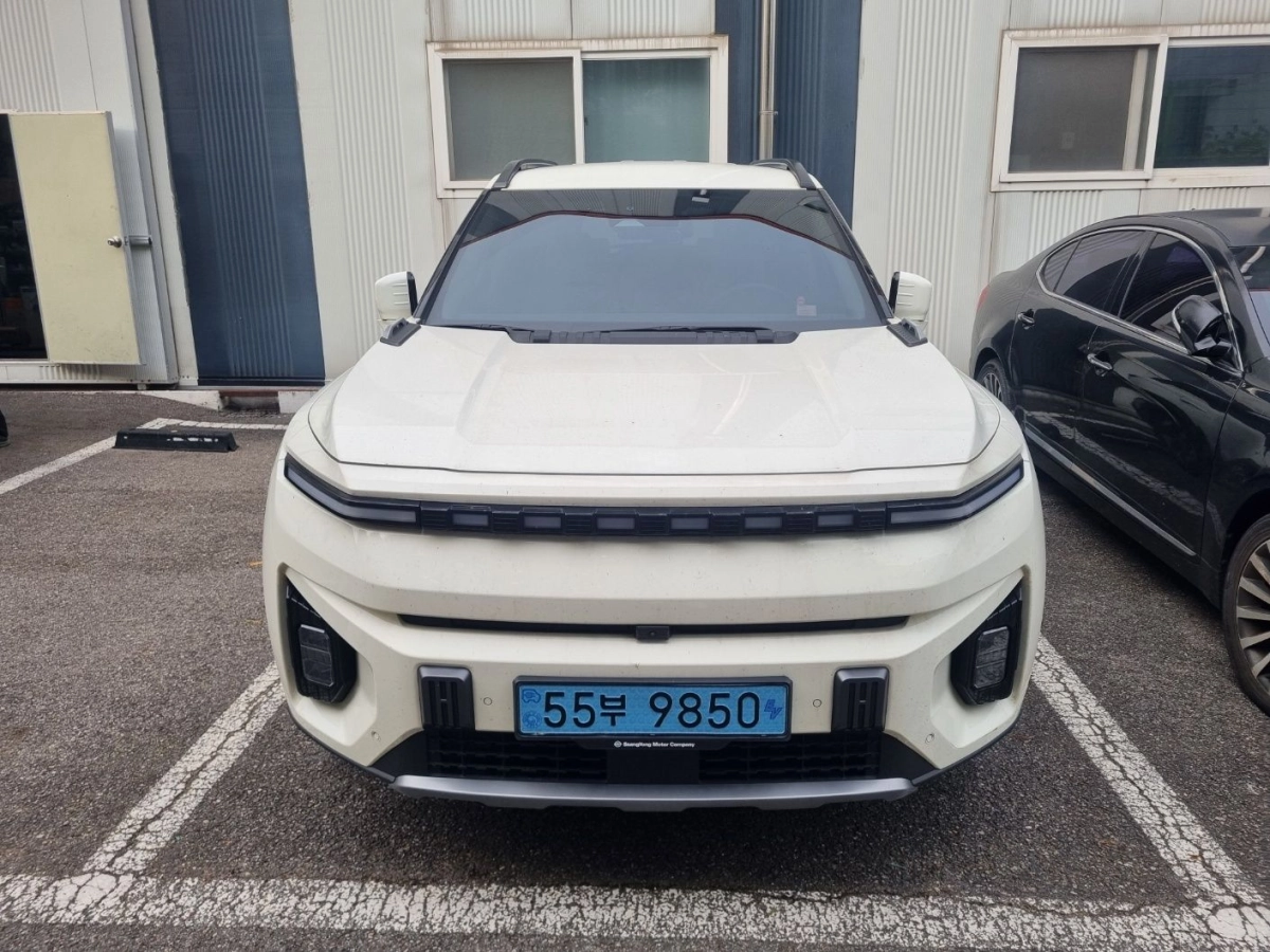 SSANGYONG TORRES EVX