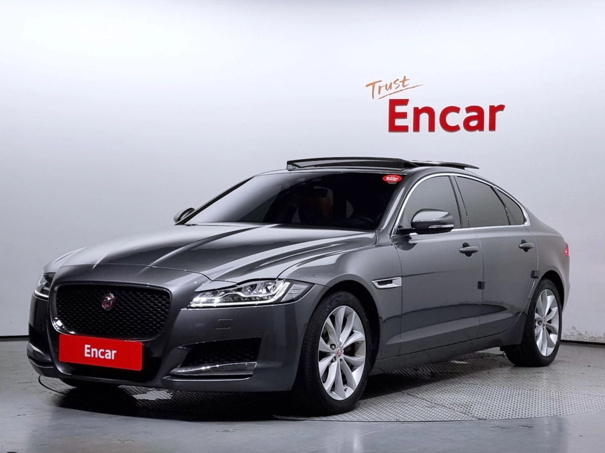 JAGUAR XF X260  2019