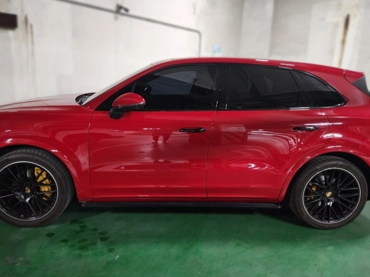 PORSCHE CAYENNE PO536