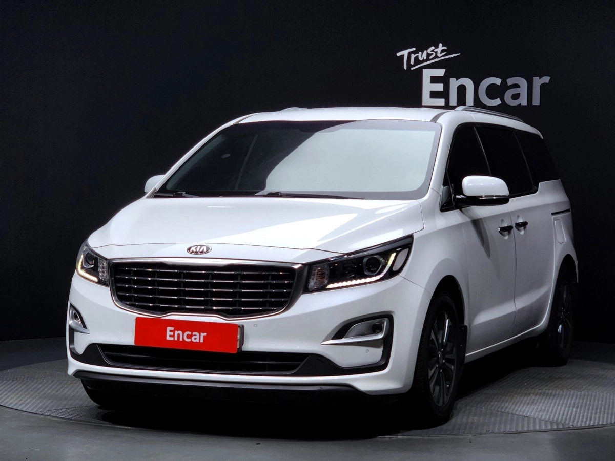 KIA CARNIVAL 2019