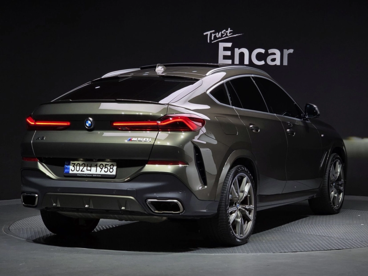 BMW X6 G06