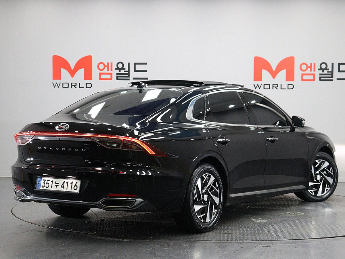 HYUNDAI GRANDEUR IG HYBRID