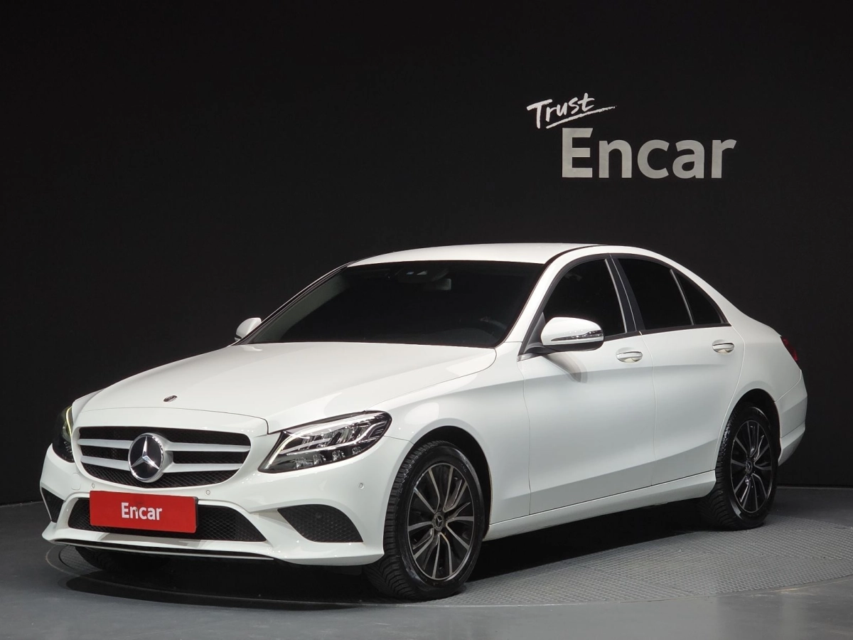 MERCEDES BENZ C-CLASS W205  2019
