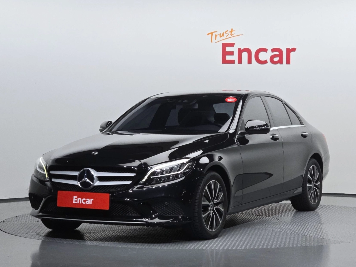 MERCEDES BENZ C-CLASS W205  2019