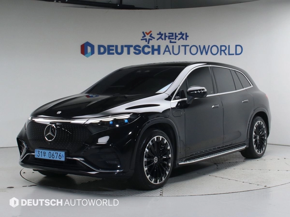 MERCEDES BENZ EQS SUV X296  2023