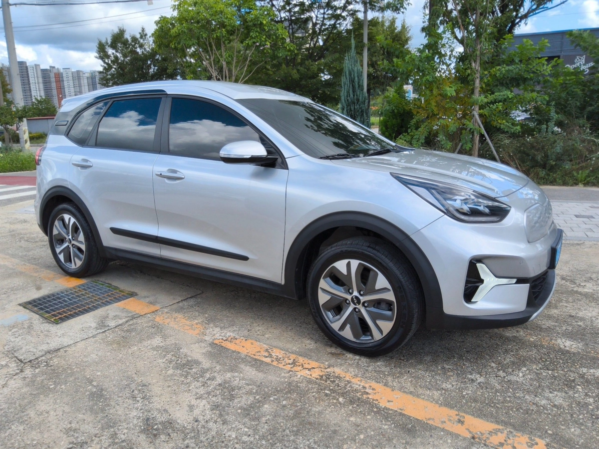 KIA NIRO PLUS