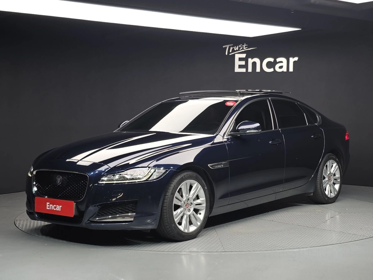 JAGUAR XF X260  2020