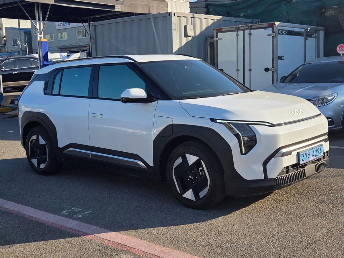 KIA EV3