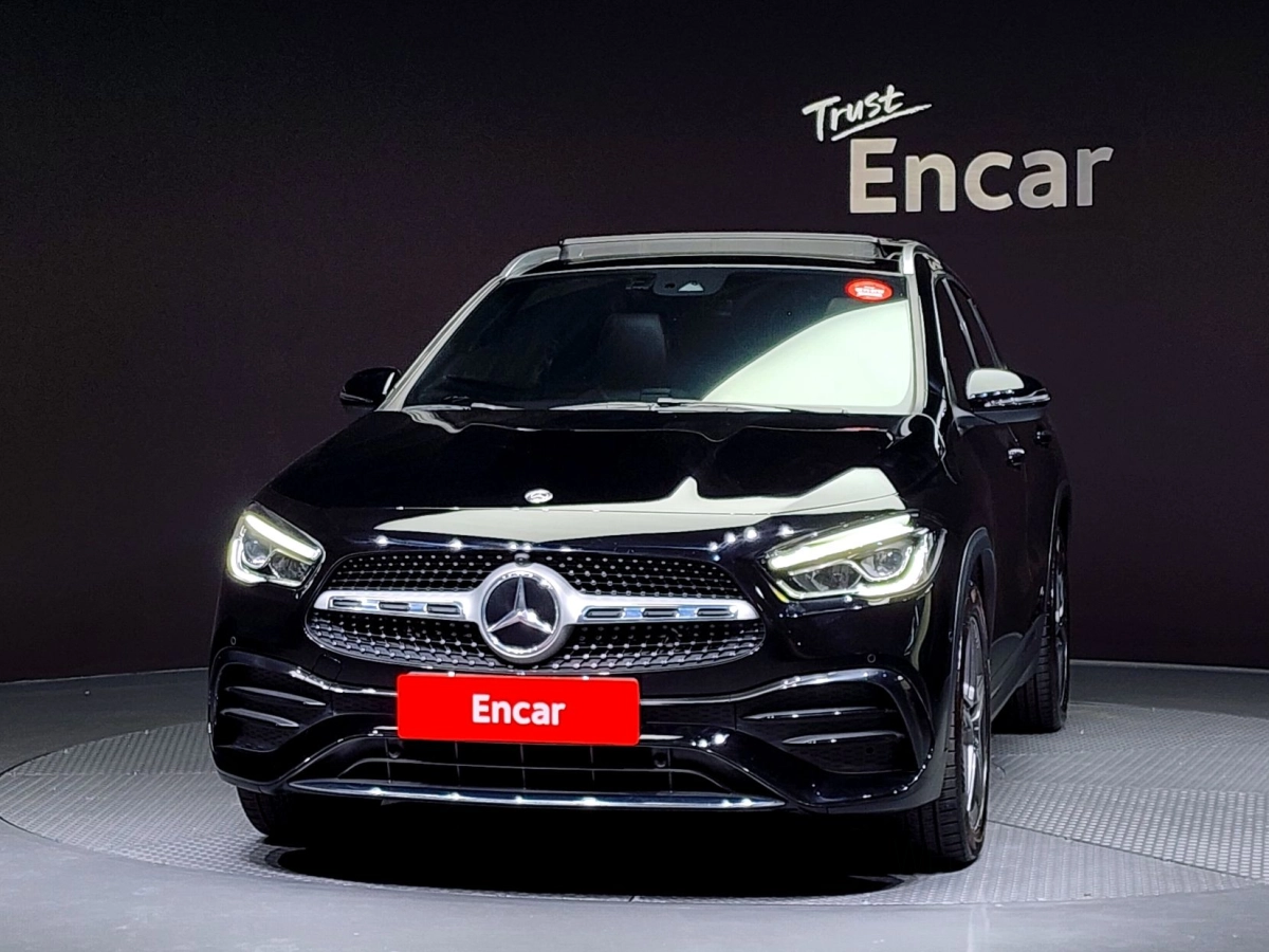 MERCEDES BENZ GLA-CLASS H247