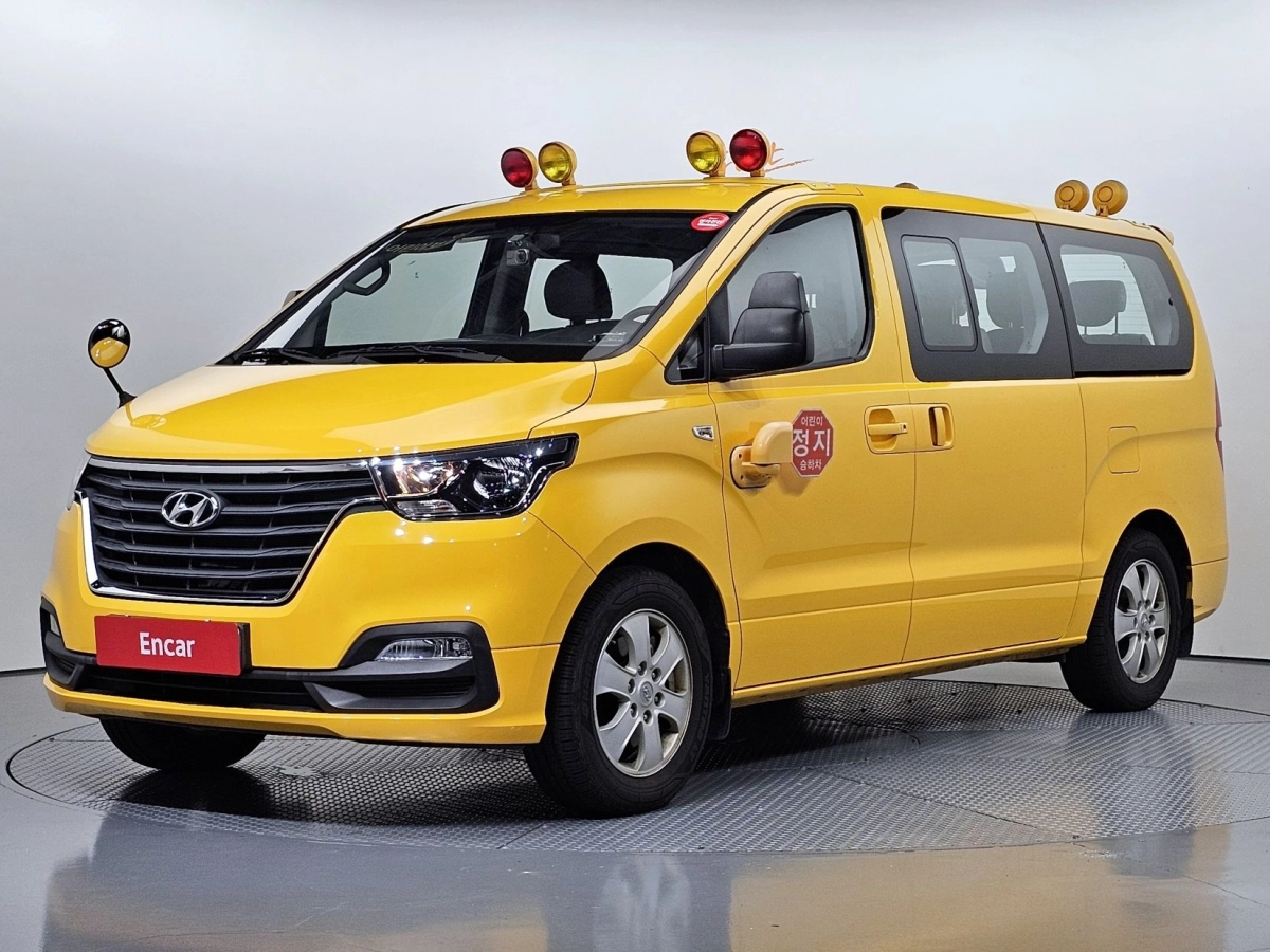 HYUNDAI STAREX GRAND